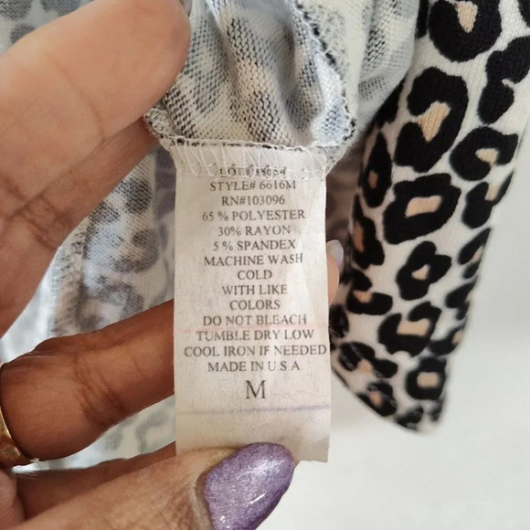 Cest La Vie Leopard Print Open Front Knit Cardigan Women Size M Dolman Sleeve - Picture 4 of 6